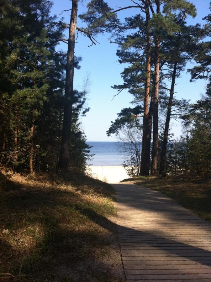 Family Summer House In Jūrkalne Eksteriør bilde